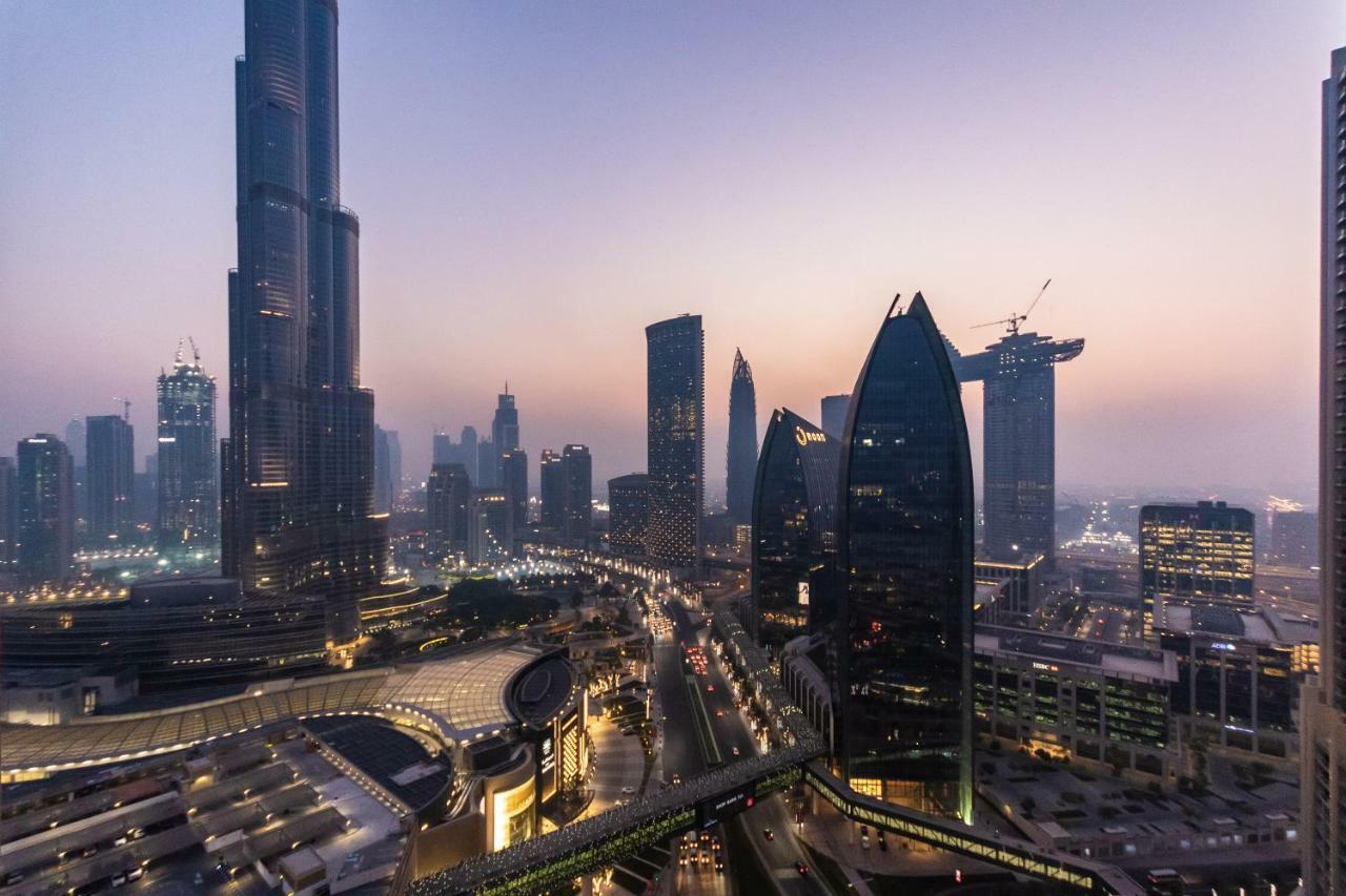 Westminster Dubai Mall 외부 사진 The skyline of the new financial district in Riyadh